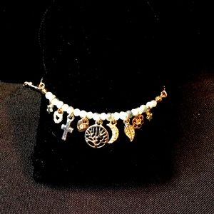 Can be a bracelet or anklet!!!